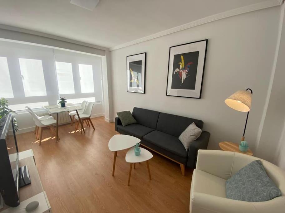 Apartamento Centrico-Parking Gratuito-Wifi Santander Exteriör bild