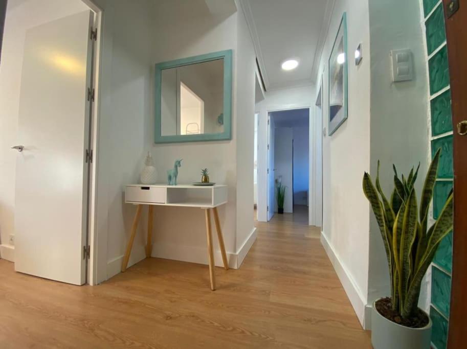 Apartamento Centrico-Parking Gratuito-Wifi Santander Exteriör bild