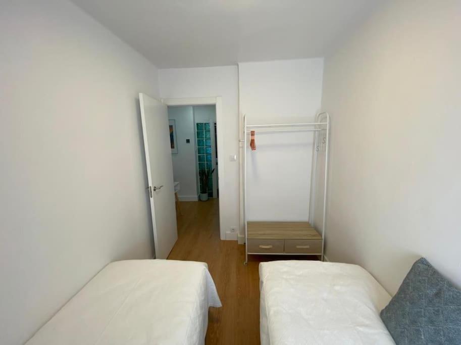 Apartamento Centrico-Parking Gratuito-Wifi Santander Exteriör bild